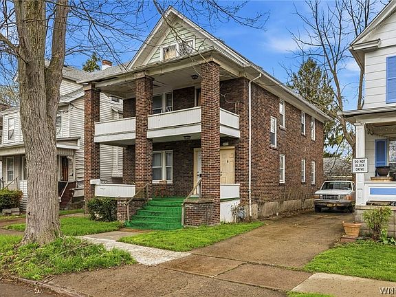 3rd image of 2000 La Salle Ave