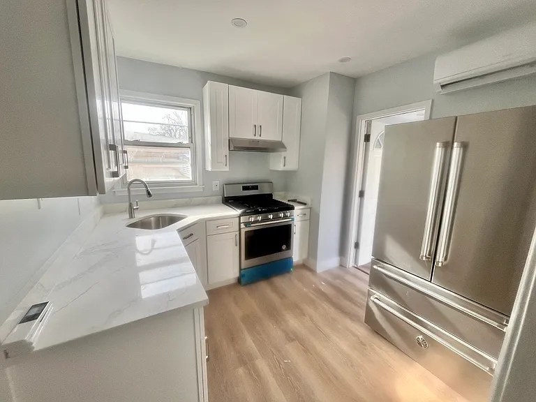 207 Woodland Ave #1 — Photo 9