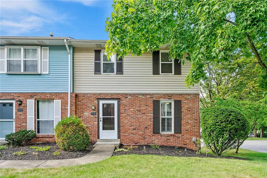 1331 Quail Run Cir photo 1