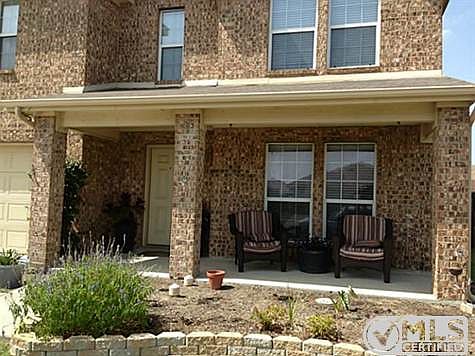 3rd image of 2716 Spencer Cir