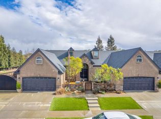 1879 N Harvard Ave, Clovis, CA 93619