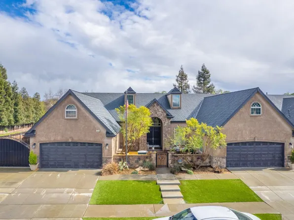 1879 N Harvard Ave, Clovis, CA 93619