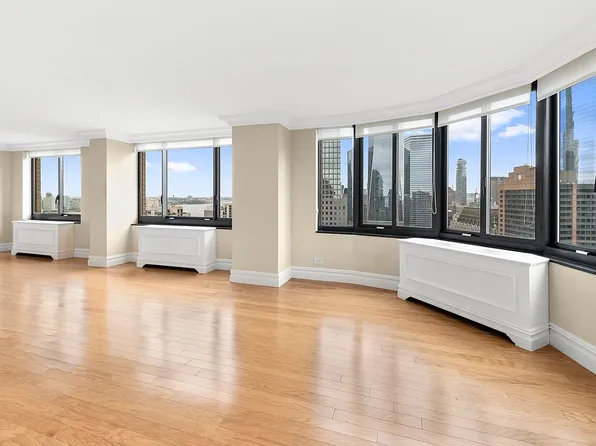 200 Rector Pl APT 39F, New York, NY 10280