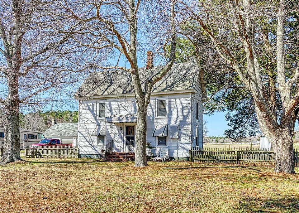1st image of 8818 Hickman Ln