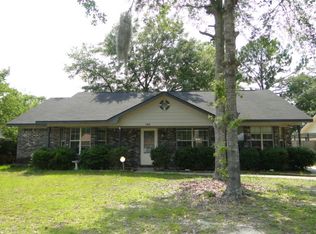 1104 Tomahawk Trl, Hinesville, GA 31313