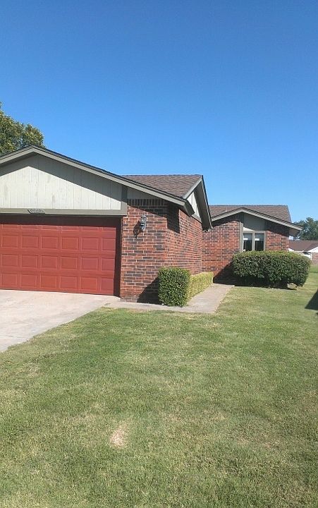 1st image of 9512 S Shartel Ave
