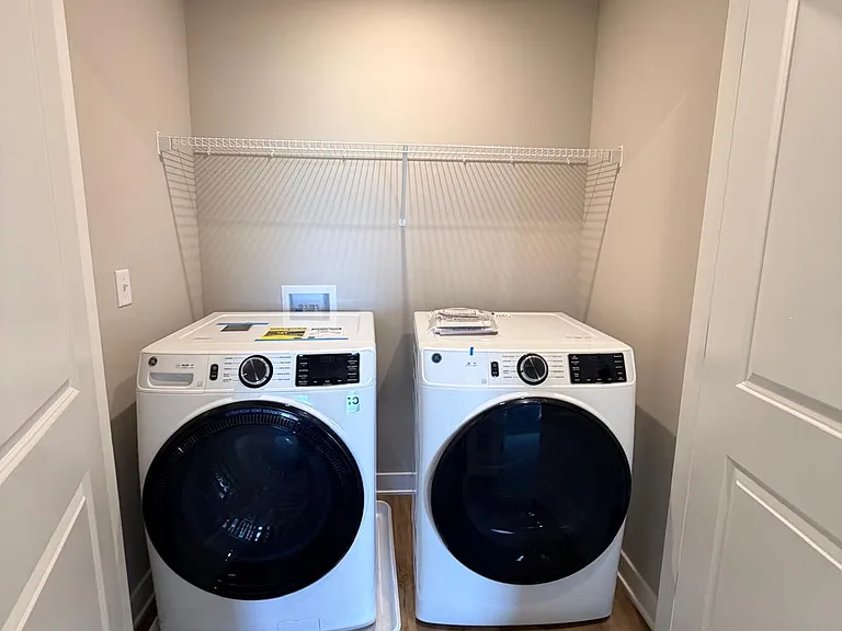 406 Elite St #406 — Photo 9