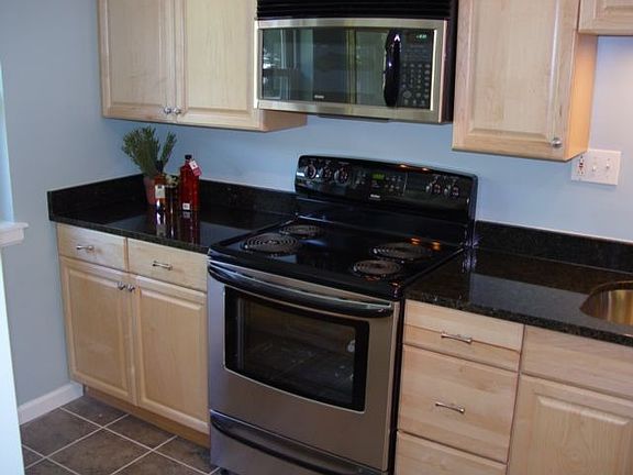 2nd image of 7460 Ahern Ave