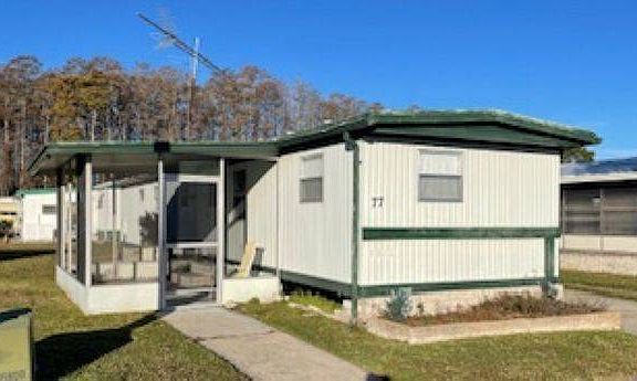 2nd image of 799 E Klosterman Rd #77