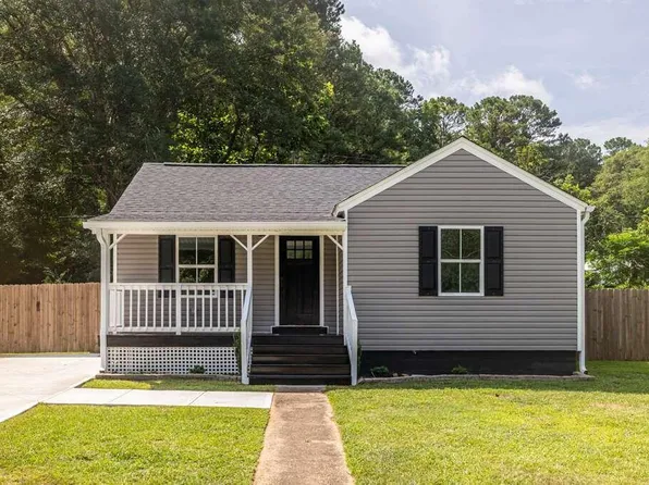 203 White Ave, Hogansville, GA 30230