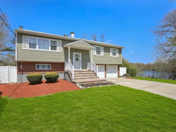 971 Notre Dame, North Baldwin, NY 11510