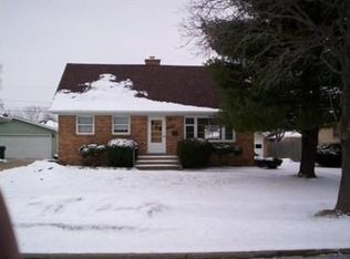2508 Marshall Pkwy, Waukegan, IL 60085