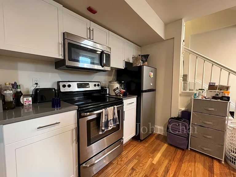 10 Brainerd Rd #17D — Photo 9