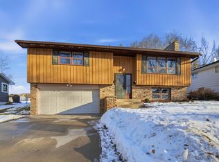 2704 5th Ave NW, Rochester, MN 55901