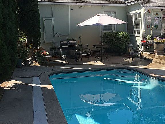 2nd image of 3296 Tonia Ave