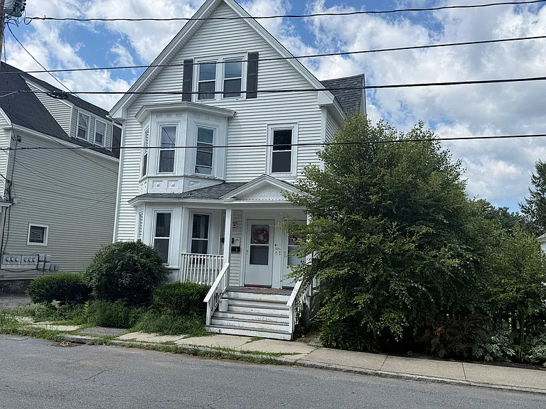 42.5 Abbott St #A — Photo 1