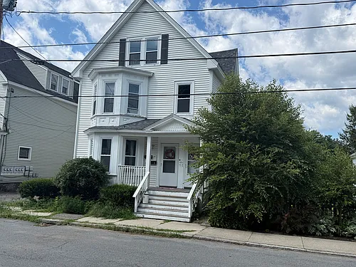 42.5 Abbott St #A Photo 1