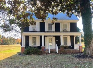 268 Johns Neck Rd, Weems, VA 22576