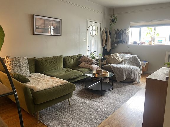 2nd image of 3554 S Corona St
