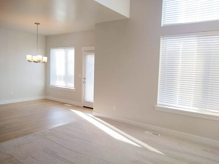 16056 S Bodmin Way — Photo 5