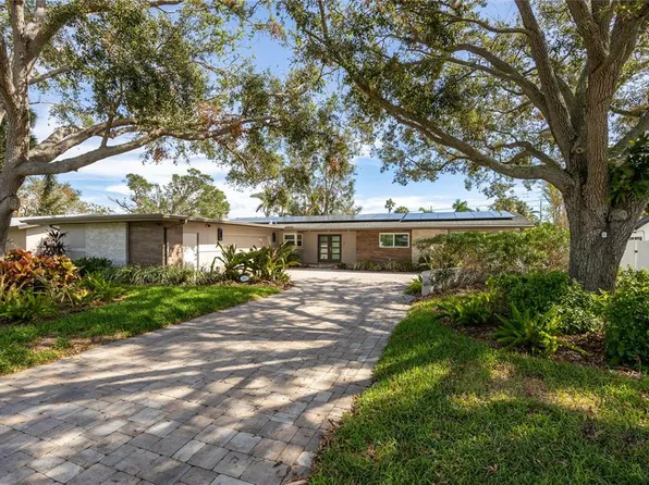 861 Rafael Blvd NE, Saint Petersburg, FL 33704