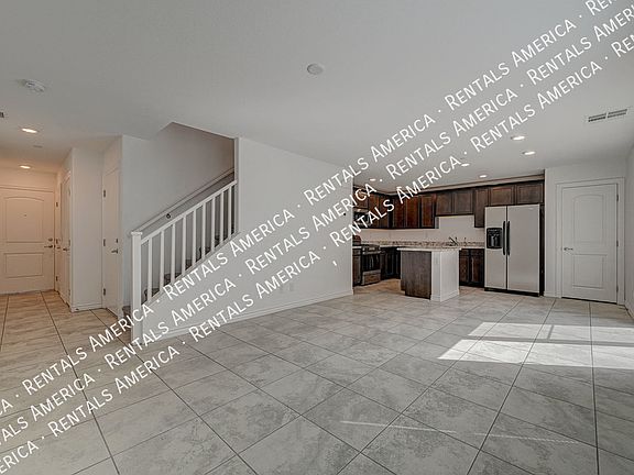 3rd image of 374 Yellow Finch Ln