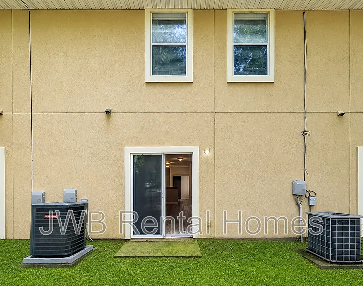 4706 Playpen Dr — Photo 13