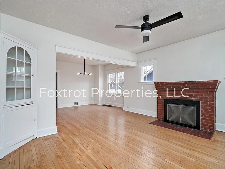 1609 E Cherry St — Photo 11