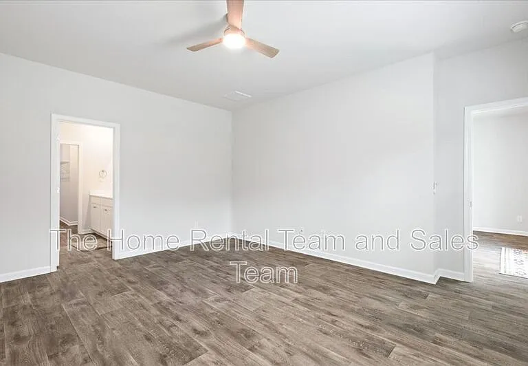 142 Bottlebrush Dr — Photo 32