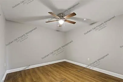 401 S Cherry St #2 — Photo 5