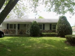 2564 Sunshine Ln, Beloit, WI 53511