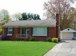 7562 Daisy Ave, Shelby Township, MI 48317