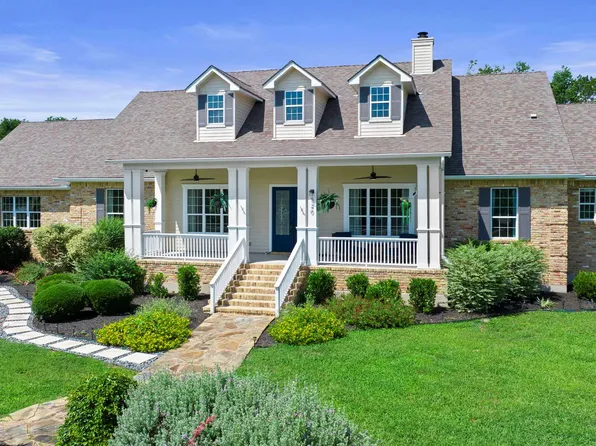 520 Goodnight Trl, Dripping Springs, TX 78620
