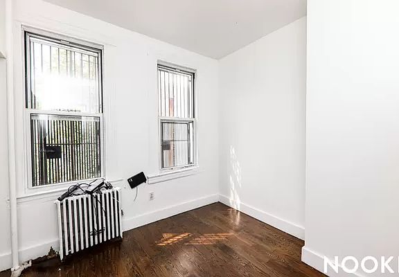 3rd image of 1517 Dekalb Ave #2A