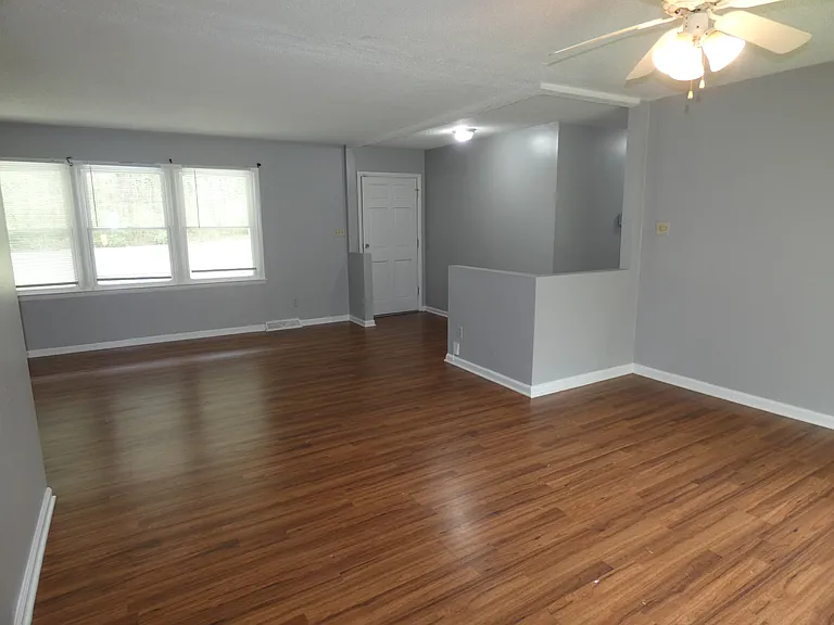 5800 Meadowbrook Rd — Photo 5