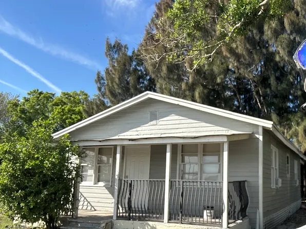 2510 Delaware Ave, Fort Pierce, FL 34947