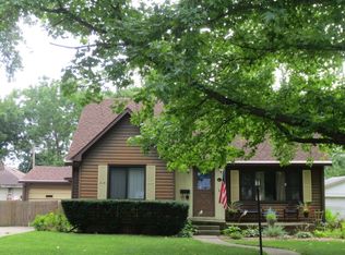 303 E Byron St, Sidney, IL