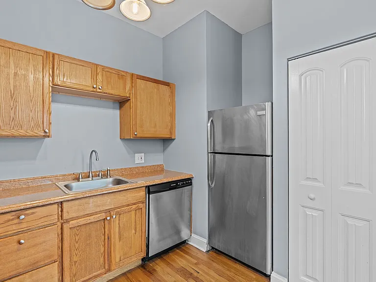 912-916 Lafayette Ave #914A — Photo 11