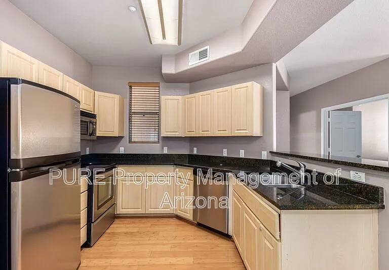 5303 N 7th St #324 — Photo 7