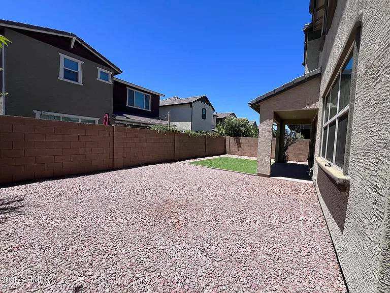 1165 E Thompson Way — Photo 26