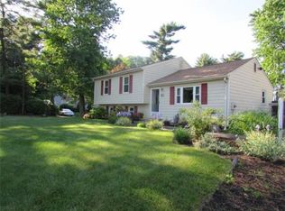 146 Paulk Ter, Springfield, MA 01128