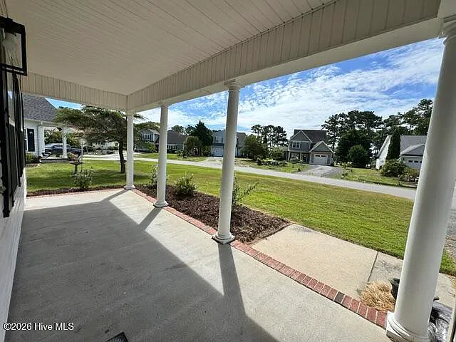 2 bed, 2.0 bath, 1318 sqft, $2,050 — Photo 3