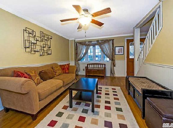 5th image of 2255 1st St