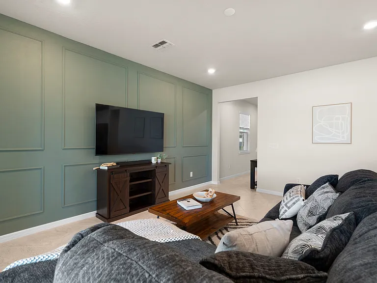 21051 Monza Loop — Photo 20