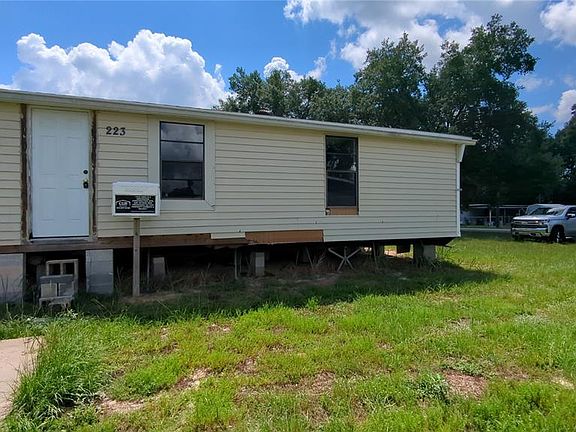 2nd image of 16237 SE 58 PLACE