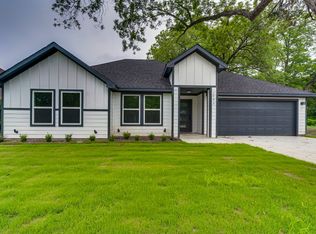 1005 E Jefferson St, Waxahachie, TX 75165