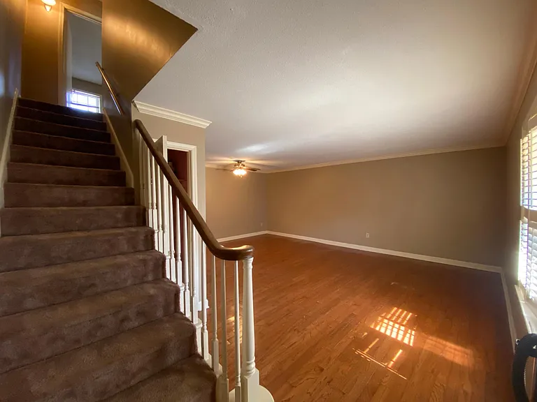 5718 Quince Rd — Photo 14