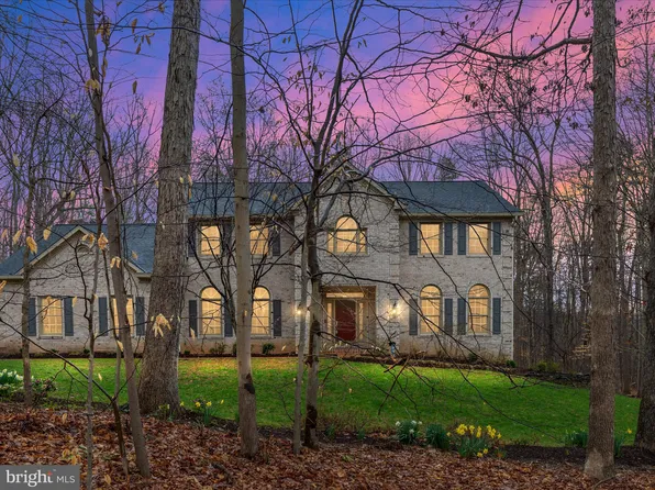 11701 Henderson Rd, Clifton, VA 20124