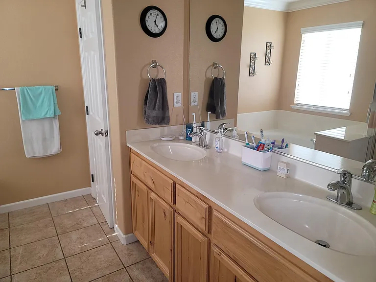 108 Eagles Roost Ct — Photo 17