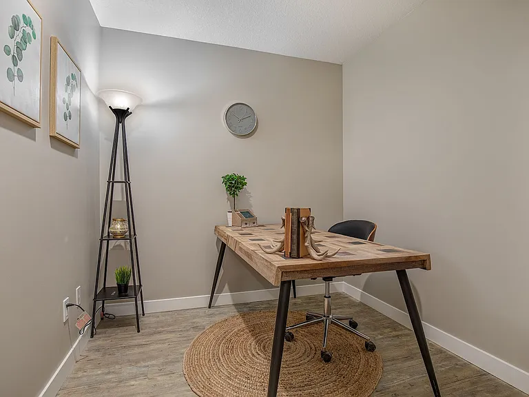 171 Skyview Bay NE — Photo 7
